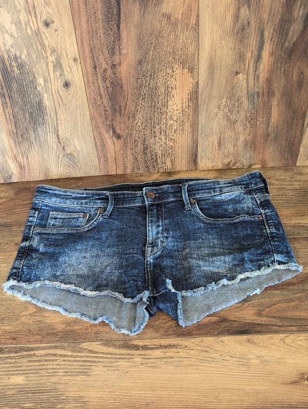 H&M Dark Blue Distressed Denim Cutoff Shorts 10          M316